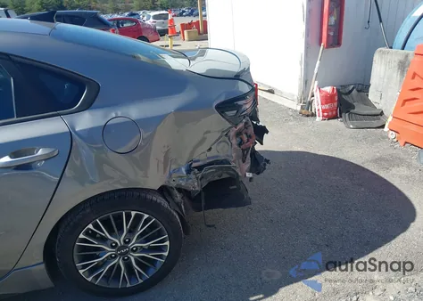 2022 Kia Forte Gt-Line из США, поврежденный, VIN 3KPF54AD1NE477748